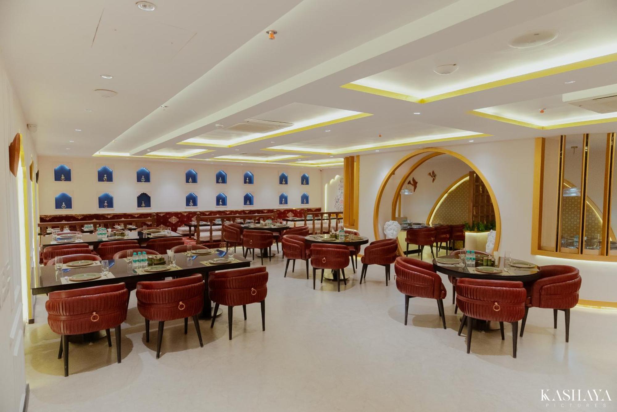 Hotel Ratan Mahal Datia Exterior foto